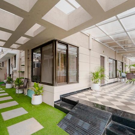 The Retreat-Glasshouse Bungalow 伊加特普里 外观 照片